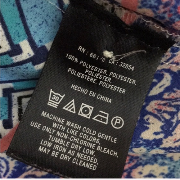 Anthropologie Meadow Rue Aztec Top - Picture 8 of 8